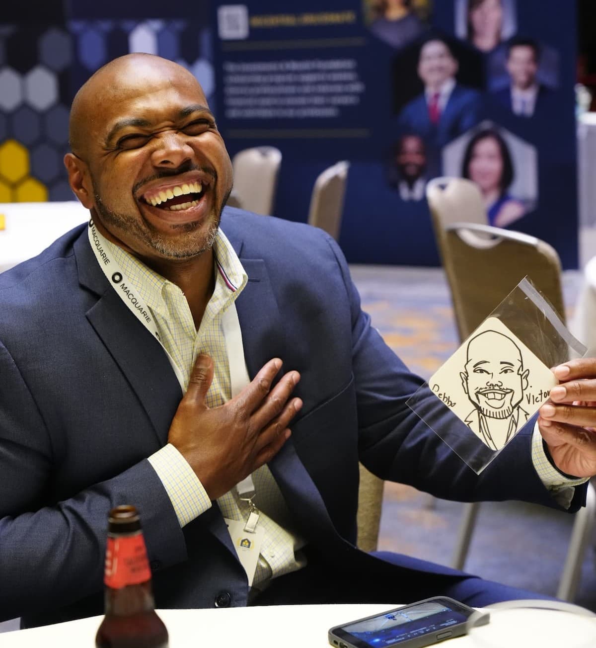 experience-attendee-laughing-tr